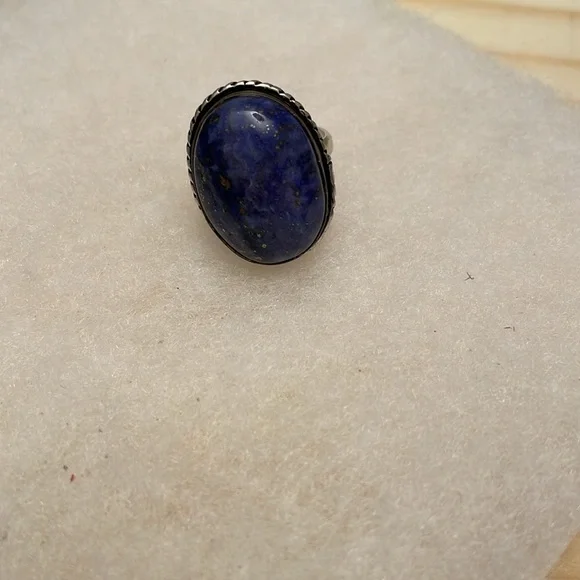 Large lapis lazuli stone and sterling silver ring size 8-8.5 - Picture 4 of 7